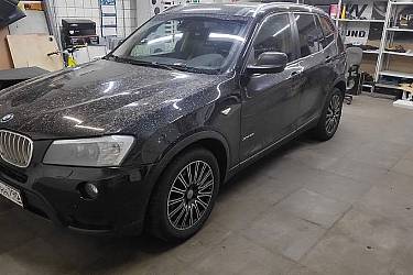 BMW X3 2011