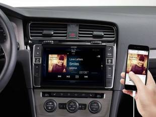 Штатное головное устройство Alpine X901D-G7 для Golf 7