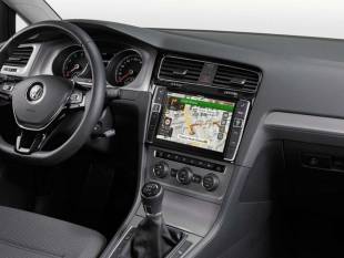 Штатное головное устройство Alpine X901D-G7 для Golf 7