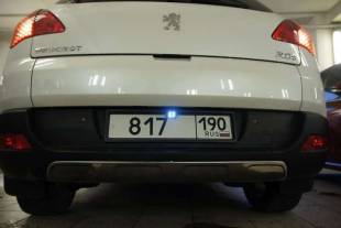 Камера заднего вида в рамке номерного знака AVIS AVS388CPR с LED подсветкой