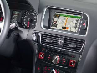 Штатное головное устройство Alpine X702D-Q5